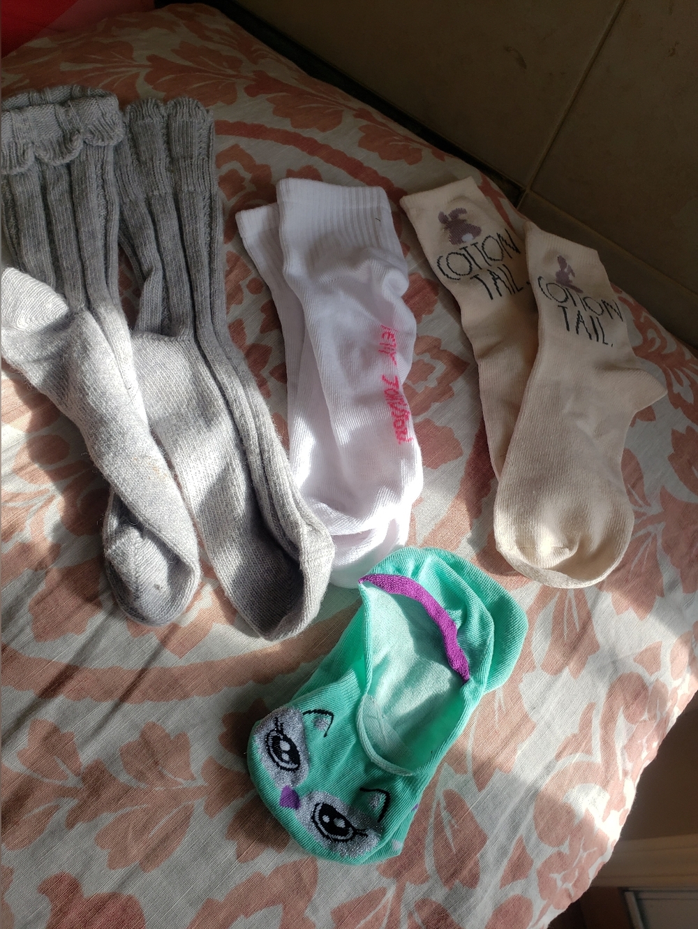 New Bundle Of 4 Betsey Johnson And Other Mint Green Cat  Assorted Kids Socks